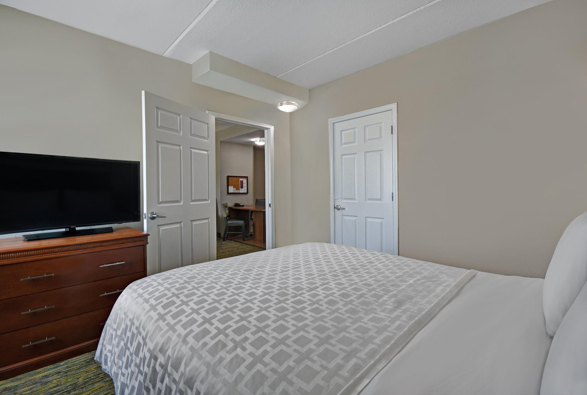 Candlewood Suites Columbia-Fort Jackson By Ihg Экстерьер фото