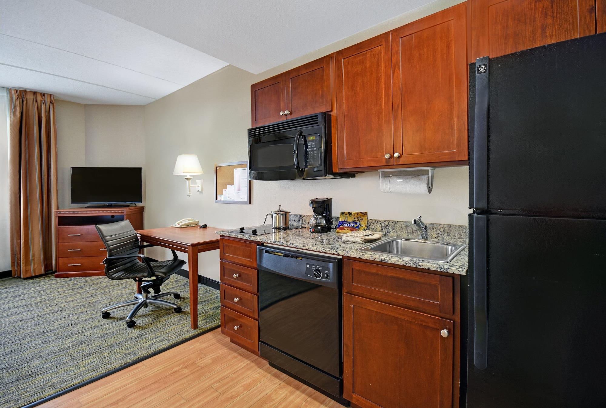 Candlewood Suites Columbia-Fort Jackson By Ihg Экстерьер фото