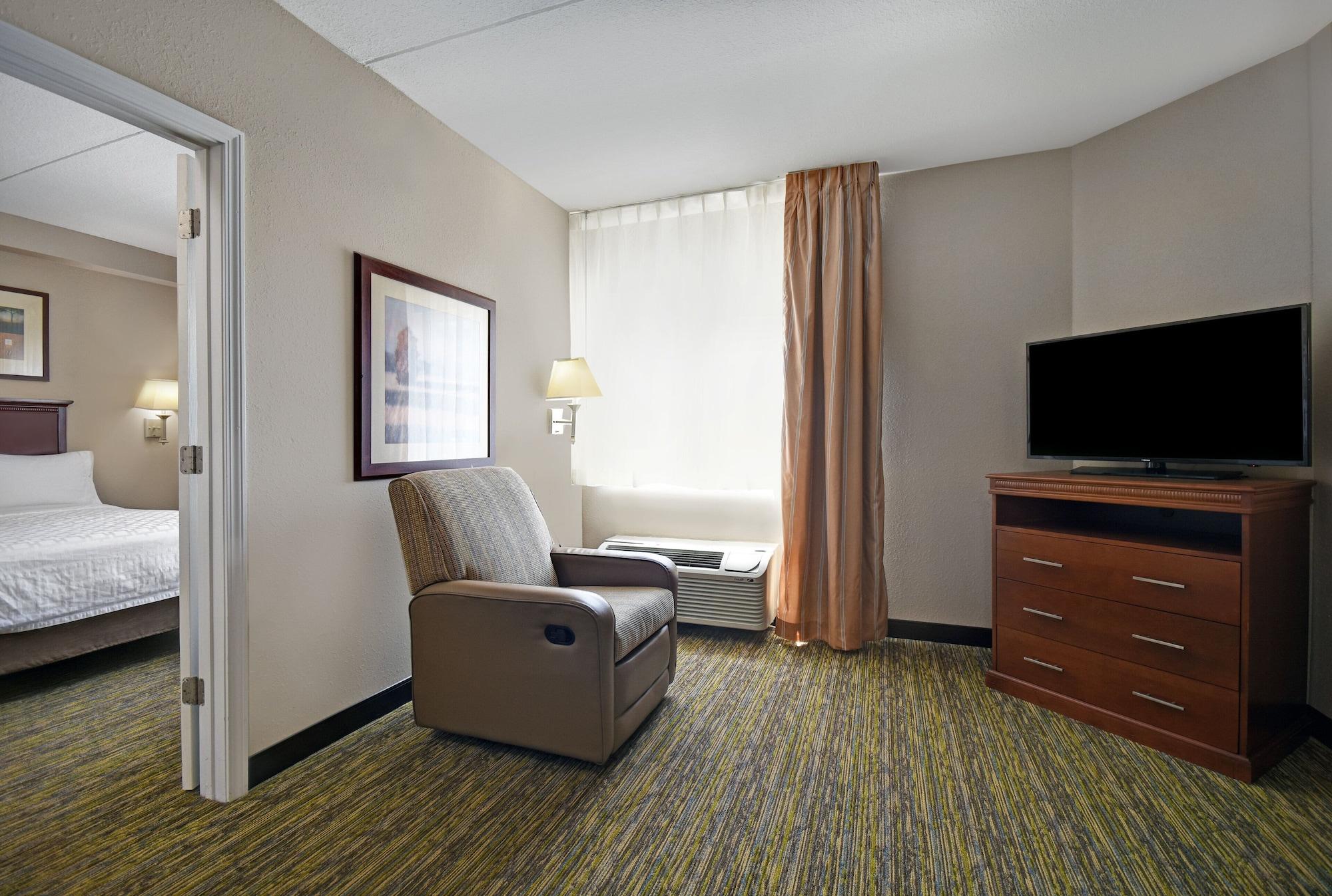 Candlewood Suites Columbia-Fort Jackson By Ihg Экстерьер фото