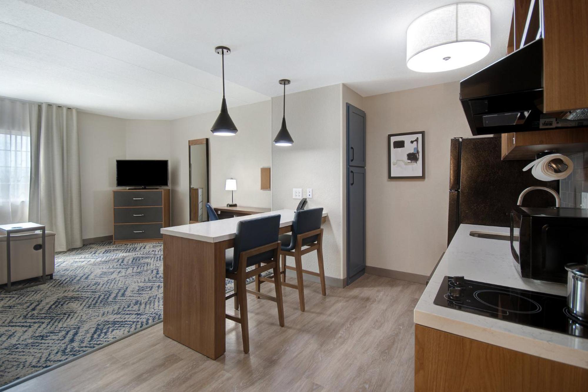 Candlewood Suites Columbia-Fort Jackson By Ihg Экстерьер фото