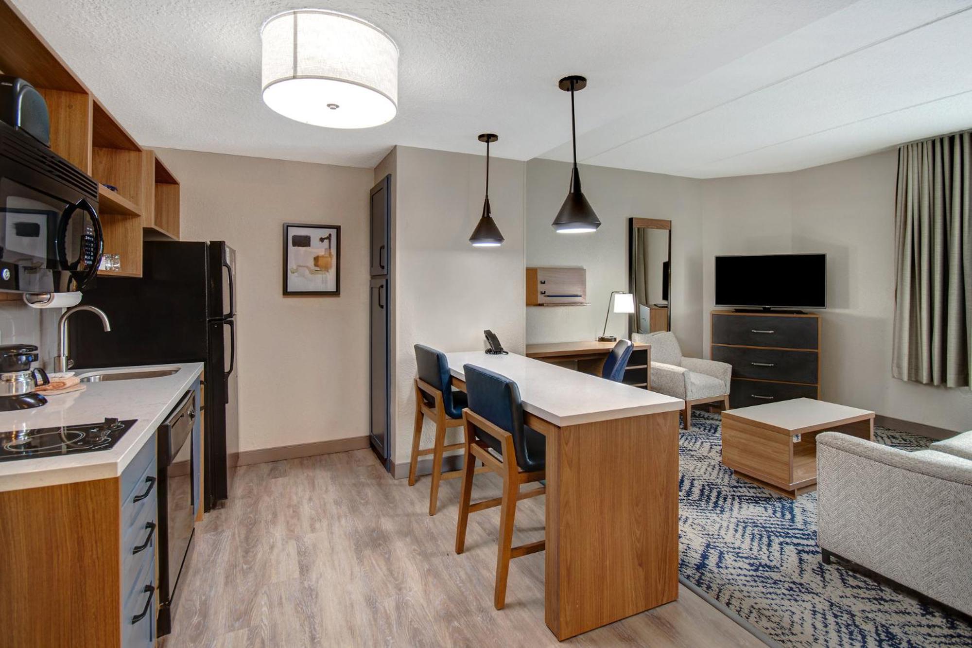 Candlewood Suites Columbia-Fort Jackson By Ihg Экстерьер фото