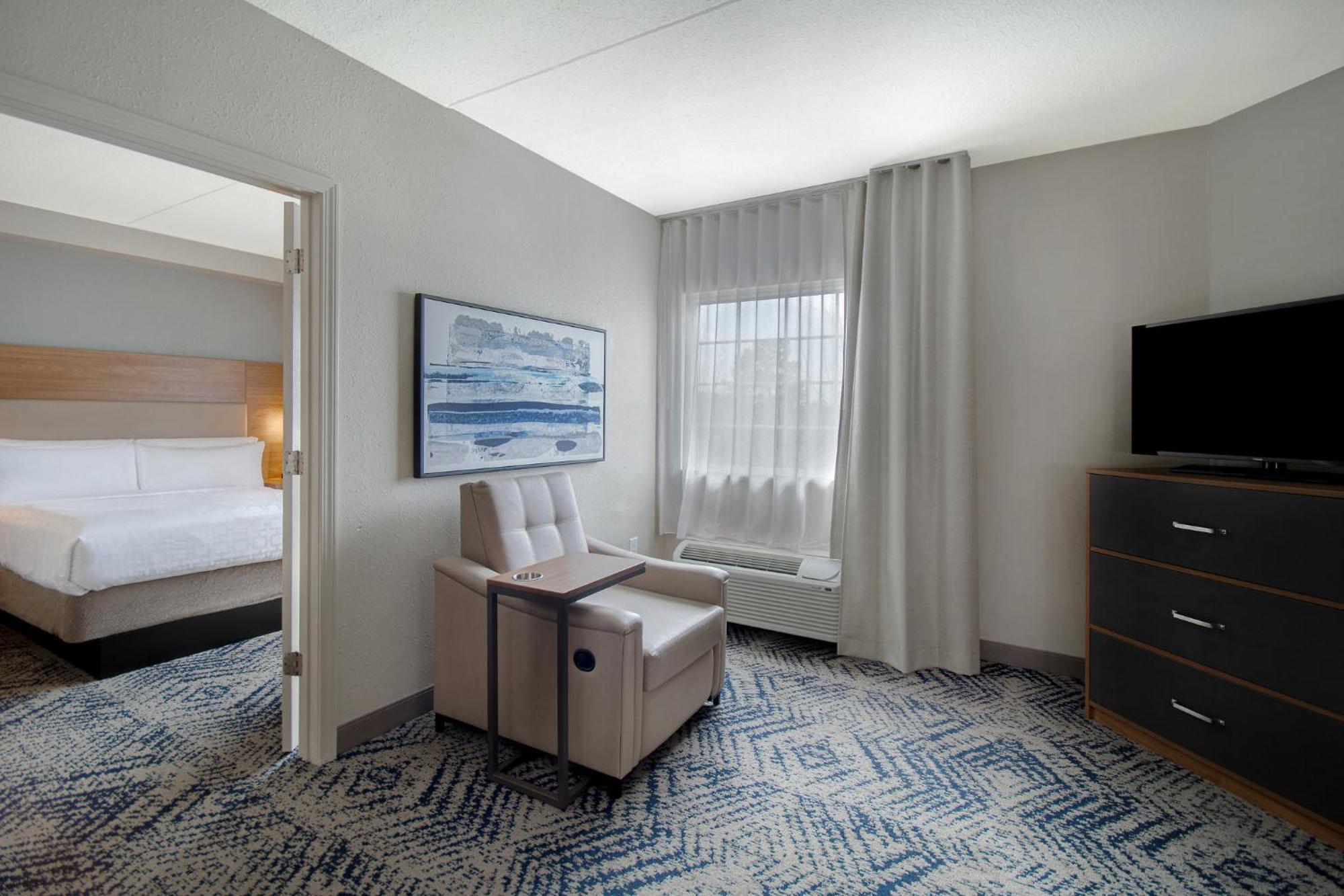 Candlewood Suites Columbia-Fort Jackson By Ihg Экстерьер фото